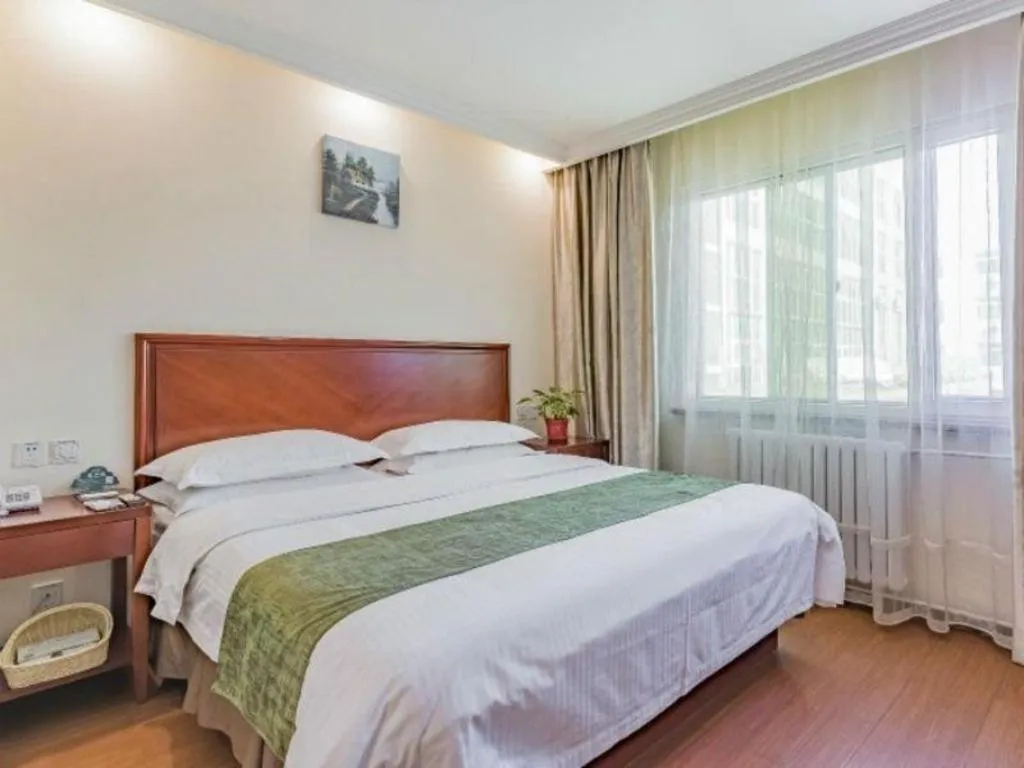 Bed in GreenTree Inn Beijing East Yizhuang District Second Kechuang Street Express Hotel