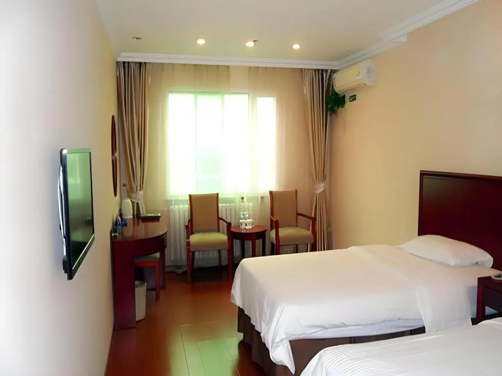 Bed in GreenTree Inn Beijing East Yizhuang District Second Kechuang Street Express Hotel
