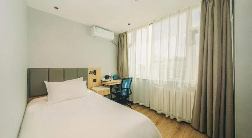 Bed in GreenTree Inn Beijing Capital Airport New International Exhibition Center Express Hotel