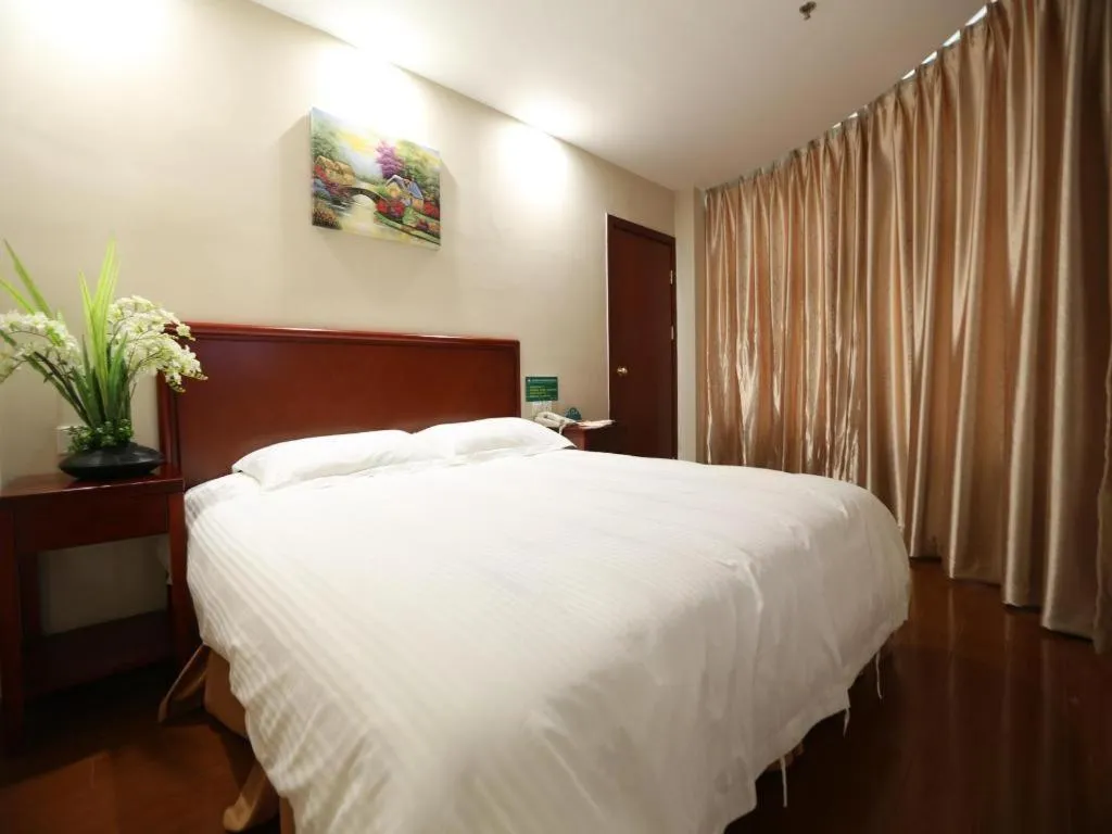 Bed in GreenTree Inn Beijing Capital Airport New International Exhibition Center Express Hotel