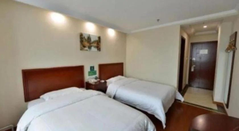 Bed in GreenTree Inn Beijing Capital Airport New International Exhibition Center Express Hotel
