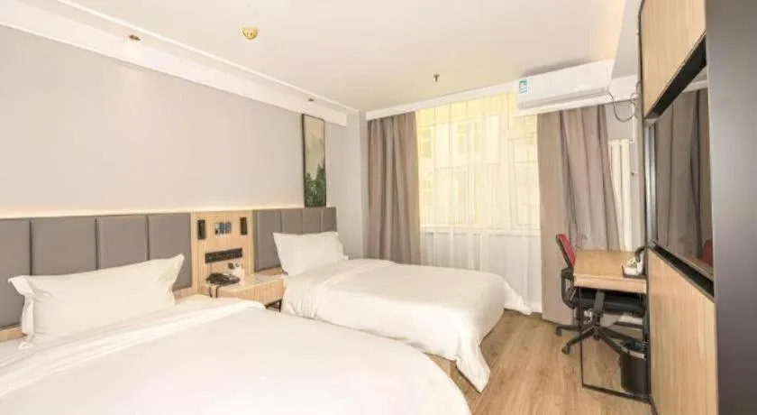 Bed in GreenTree Inn Beijing Capital Airport New International Exhibition Center Express Hotel