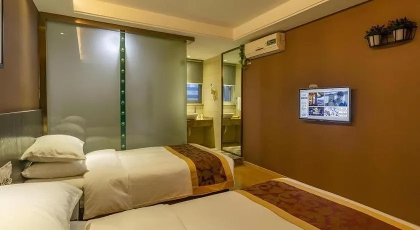 Bed in GreenTree Inn Huzhou South Street Chaoyin Bridge Business Hotel