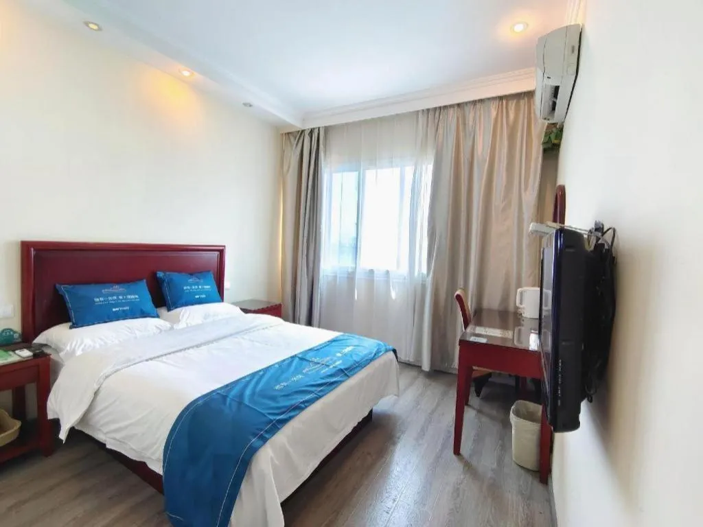 Bed in GreenTree Inn Jiangsu Suzhou Shi Road North Tongjing Road Subway Station Express Hotel