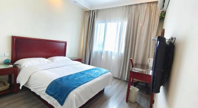 Bed in GreenTree Inn Jiangsu Suzhou Shi Road North Tongjing Road Subway Station Express Hotel