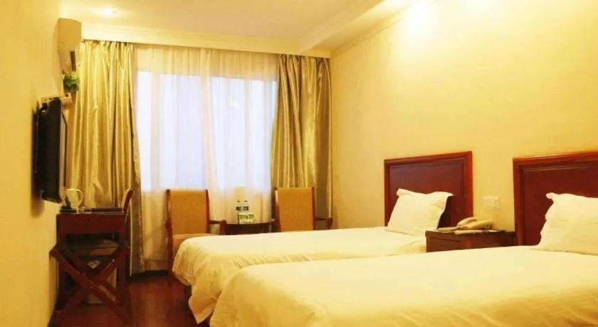 Bed in GreenTree Inn Jiangsu Suzhou Shi Road North Tongjing Road Subway Station Express Hotel