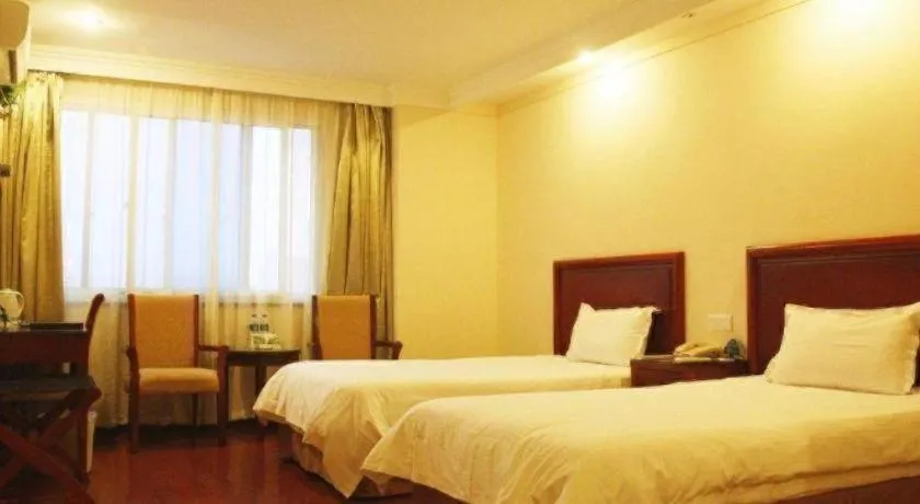 Bed in GreenTree Inn Jiangsu Suzhou Shi Road North Tongjing Road Subway Station Express Hotel