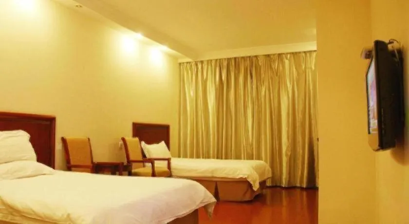 Bed in GreenTree Inn Jiangsu Suzhou Shi Road North Tongjing Road Subway Station Express Hotel