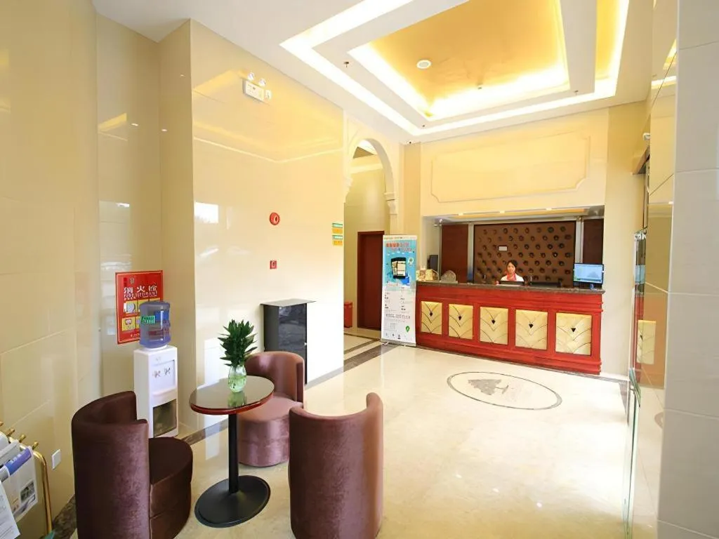 GreenTree Inn Jieyang North Linjiang Road Express Hotel