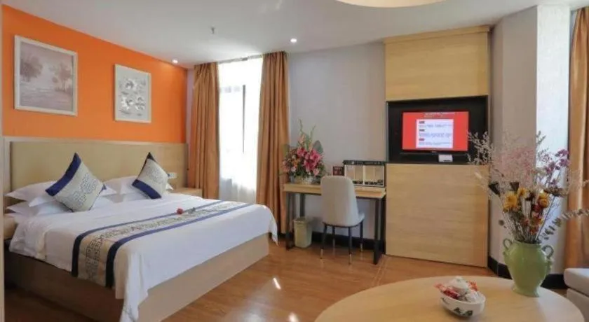Bed in GreenTree Inn Jieyang North Linjiang Road Express Hotel