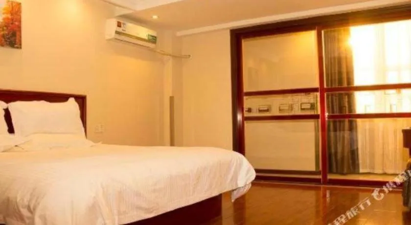 Bed in GreenTree Inn Lianyungang Guanyun Bus Station Zhenxing Garden Express Hotel
