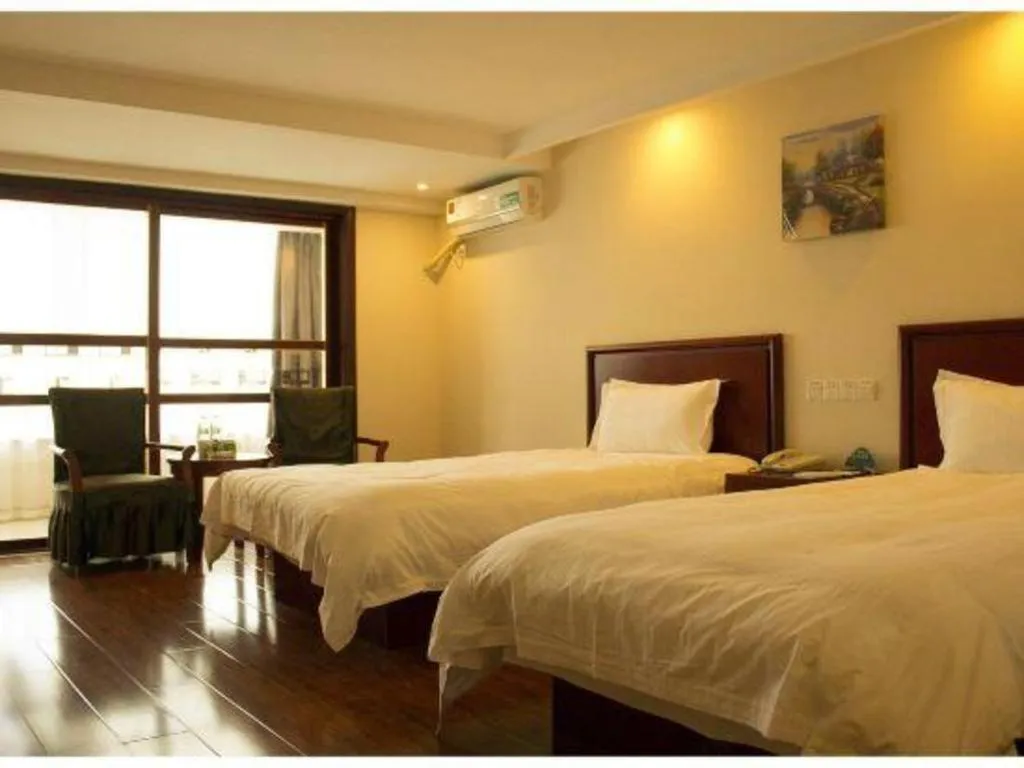 Bed in GreenTree Inn Lianyungang Guanyun Bus Station Zhenxing Garden Express Hotel