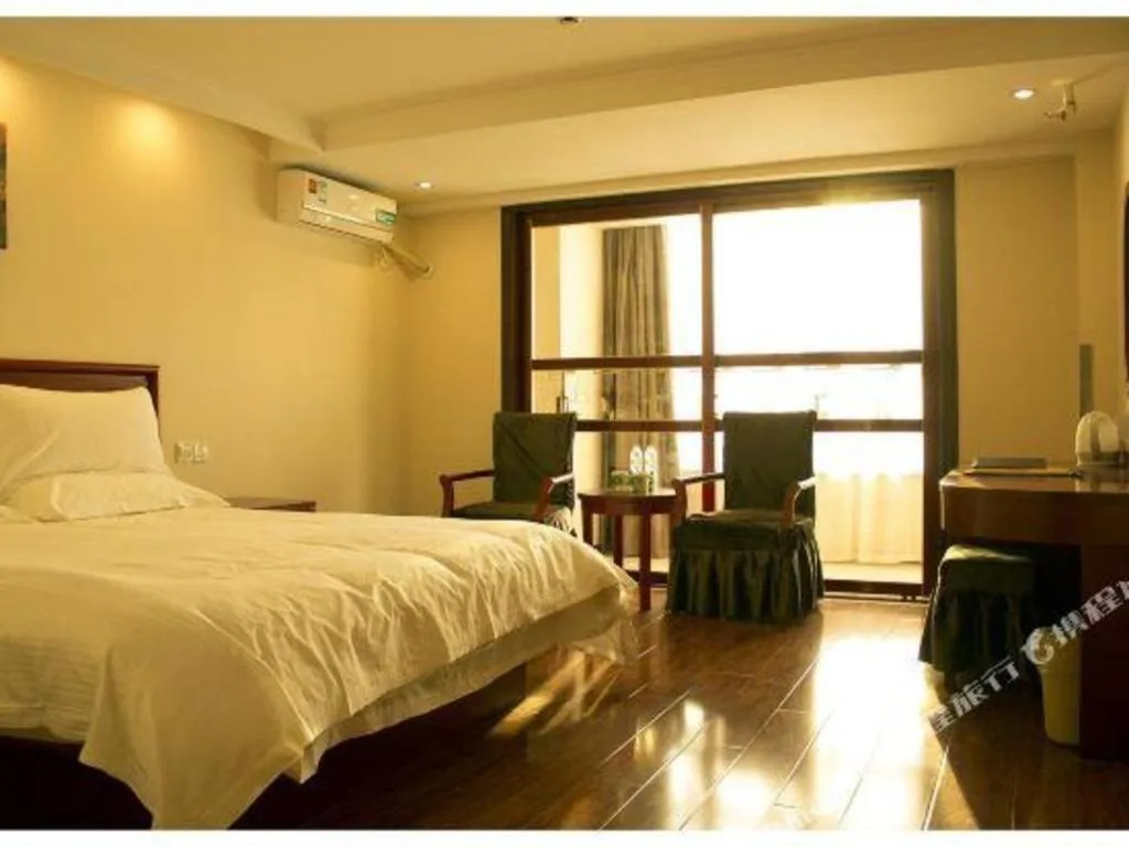 Bed in GreenTree Inn Lianyungang Guanyun Bus Station Zhenxing Garden Express Hotel