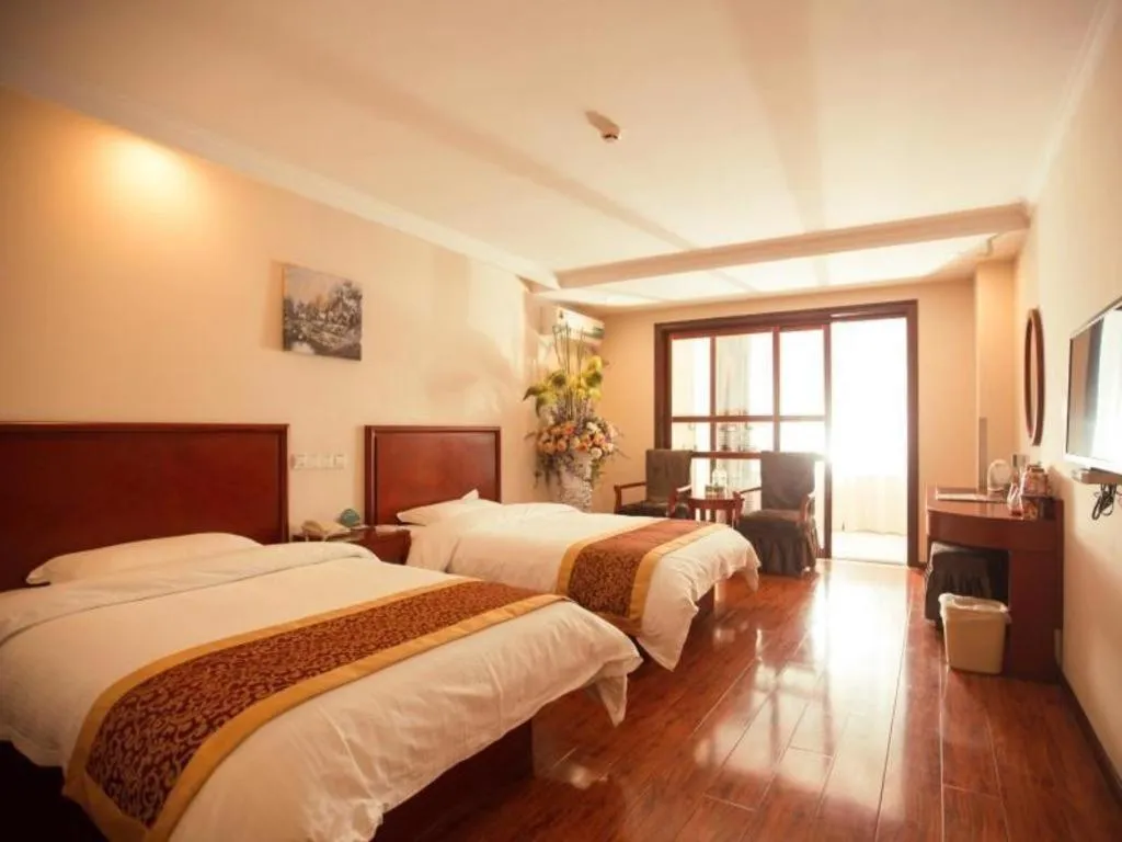 Bed in GreenTree Inn Lianyungang Guanyun Bus Station Zhenxing Garden Express Hotel