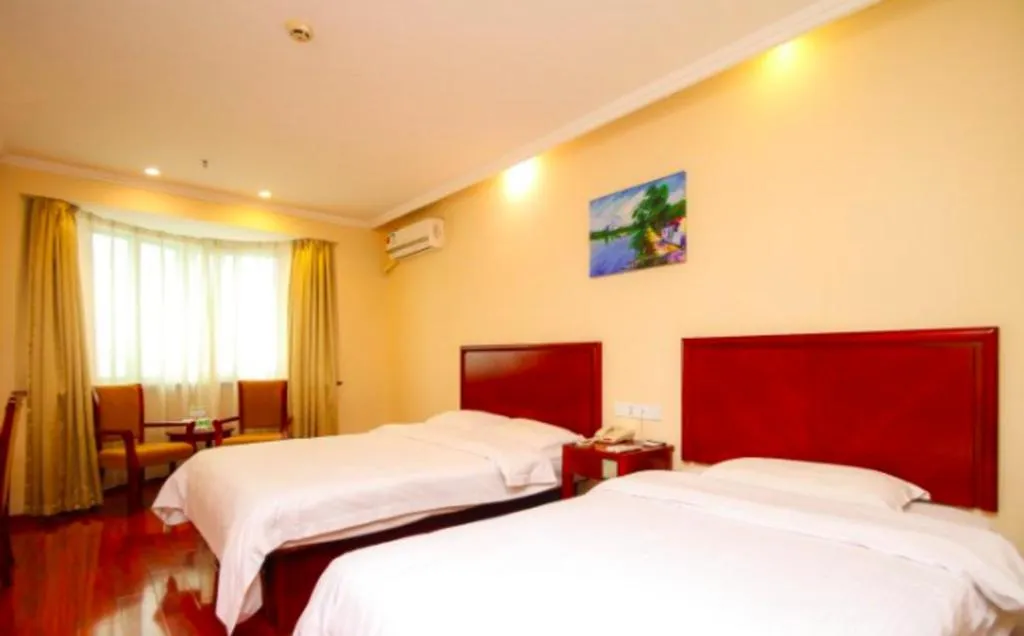 Bed in GreenTree Inn Lianyungang Guanyun Bus Station Zhenxing Garden Express Hotel