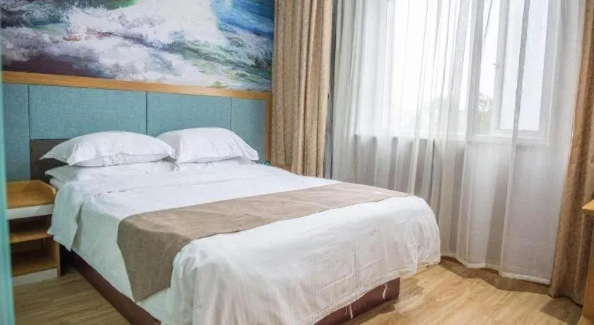 Bed in GreenTree Inn Zhejiang Ningbo Exhibition and Convention Center Bus East Station Express Hotel