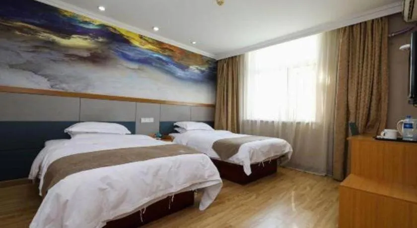 Bed in GreenTree Inn Zhejiang Ningbo Exhibition and Convention Center Bus East Station Express Hotel