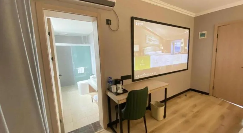 GreenTree Inn Zhejiang Ningbo Exhibition and Convention Center Bus East Station Express Hotel