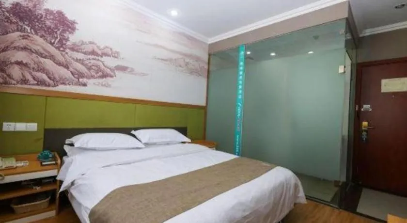 Bed in GreenTree Inn Zhejiang Ningbo Exhibition and Convention Center Bus East Station Express Hotel