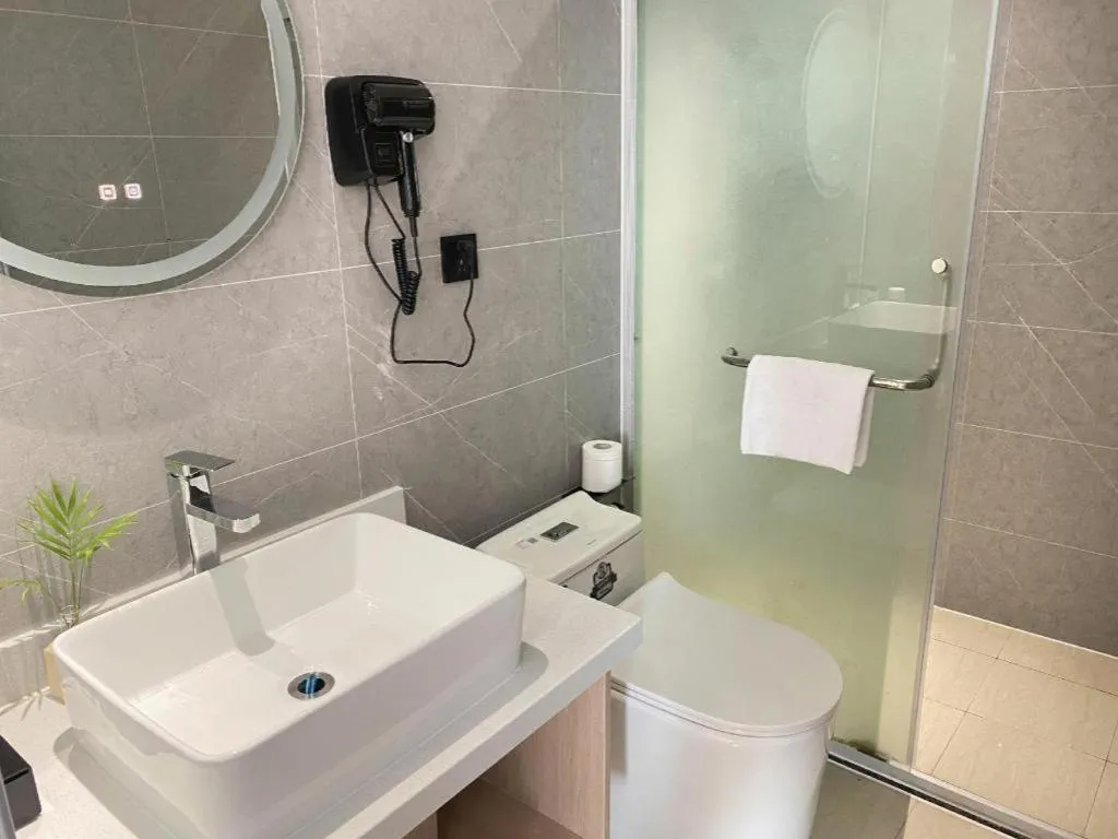 GreenTree Inn Zhejiang Ningbo Exhibition and Convention Center Bus East Station Express Hotel