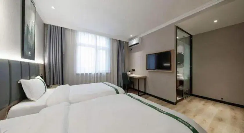 Bed in GreenTree Inn Zhejiang Ningbo Exhibition and Convention Center Bus East Station Express Hotel Bed in GreenTree Inn Zhejiang Ningbo Exhibition and Convention Center Bus East Station Express Hotel