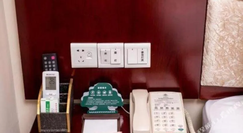 GreenTree Inn Guangzhou Baiyun International Airport Huaxi Road Express Hotel