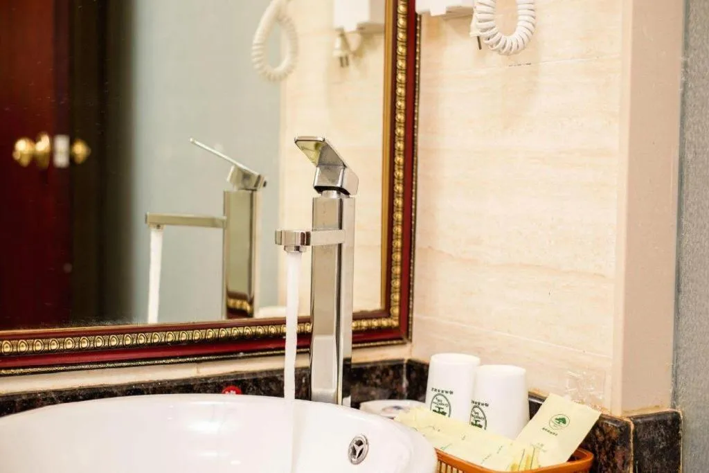 GreenTree Inn Guangzhou Baiyun International Airport Huaxi Road Express Hotel