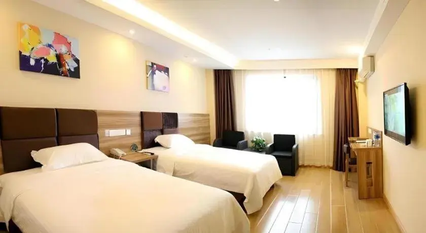 Bed in GreenTree Inn ShangHai KangQiao Industrial Zone JinXiu Road Business Hotel Bed in GreenTree Inn ShangHai KangQiao Industrial Zone JinXiu Road Business Hotel