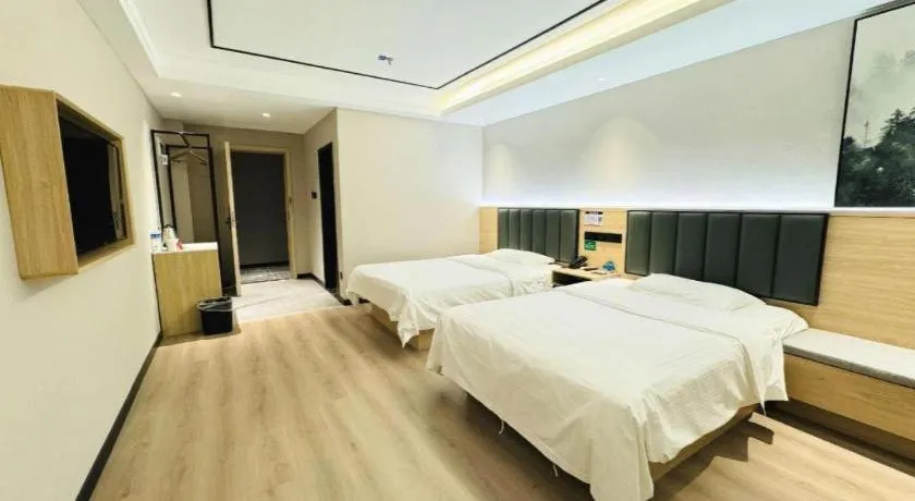 Bed in GreenTree Inn ShangHai KangQiao Industrial Zone JinXiu Road Business Hotel