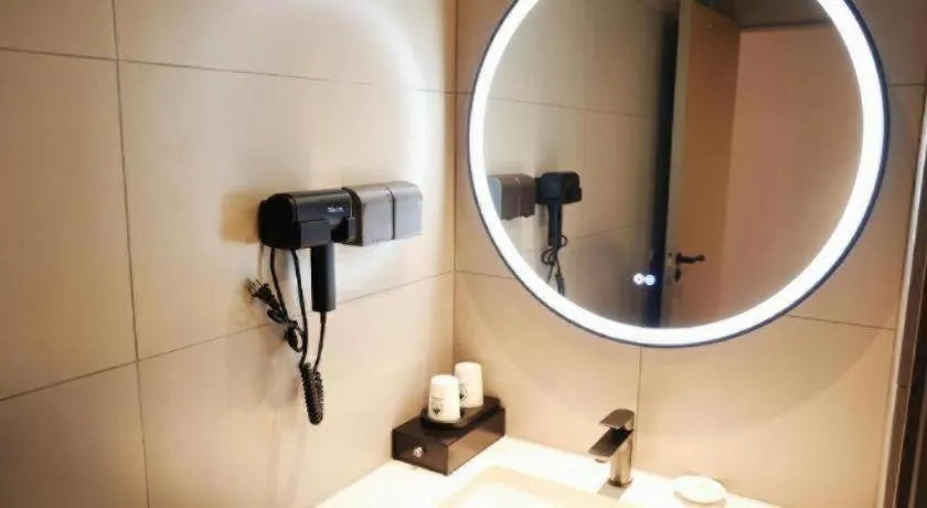 GreenTree Inn Suzhou Industrial Zone Yangcheng Lake Weiting Mong Kok Express Hotel