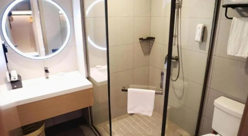 GreenTree Inn Suzhou Industrial Zone Yangcheng Lake Weiting Mong Kok Express Hotel