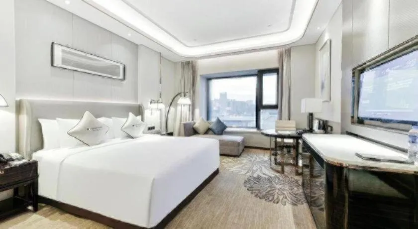 Bed in Wyndham Grand Plaza Royale Huayu Chongqing