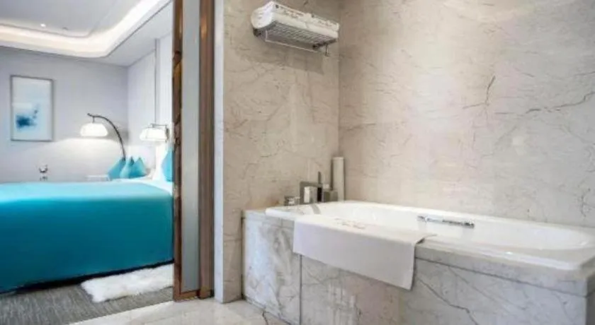 Bed in Wyndham Grand Plaza Royale Huayu Chongqing