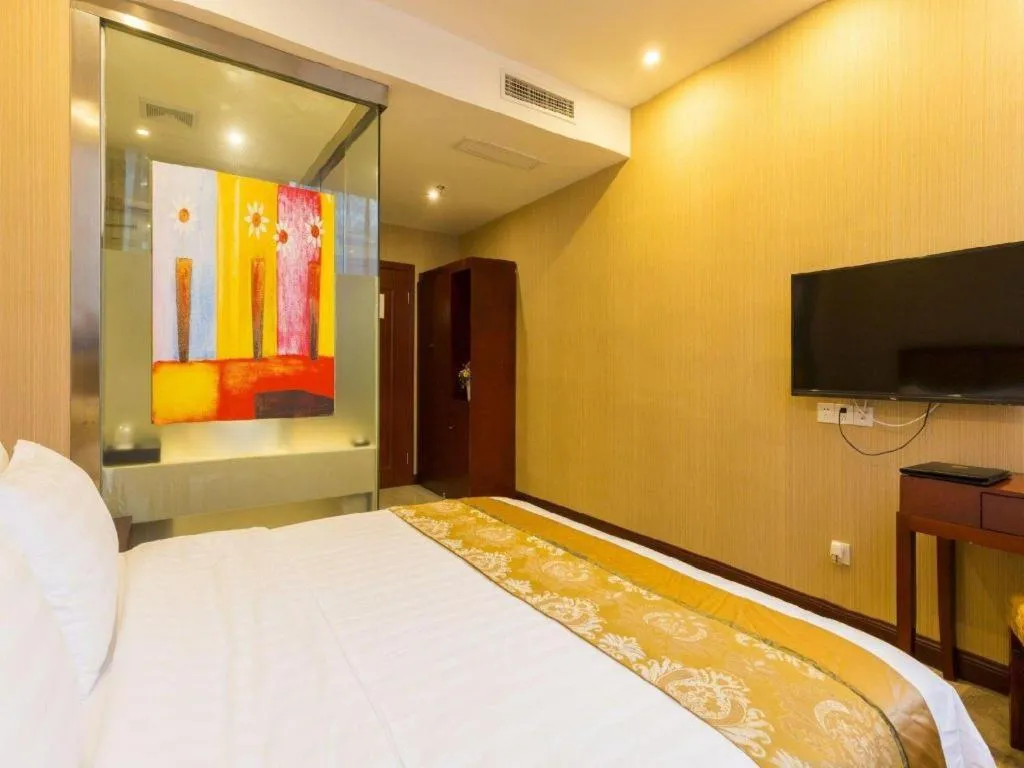 Bed in Junlai Hotel Pudong Airport Shanghai