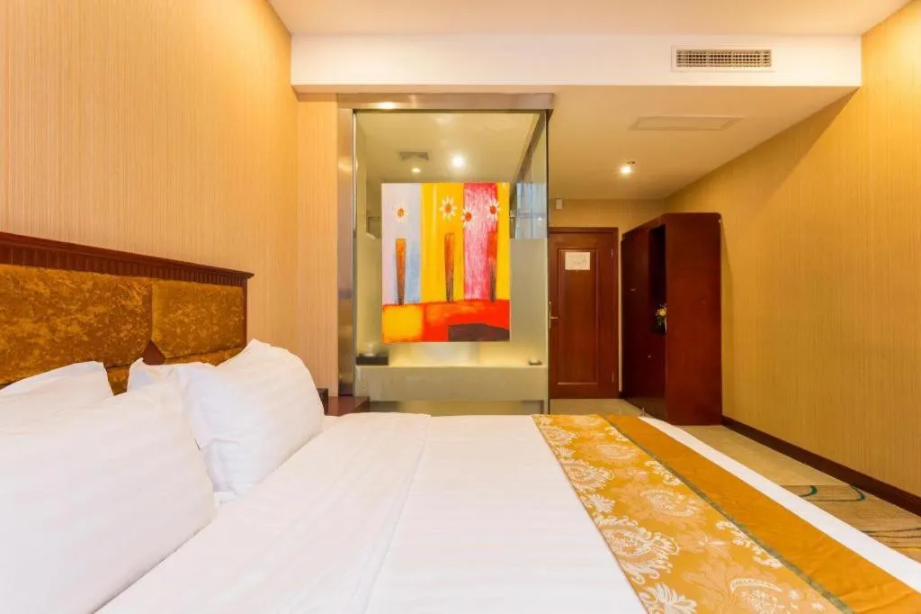 Bed in Junlai Hotel Pudong Airport Shanghai