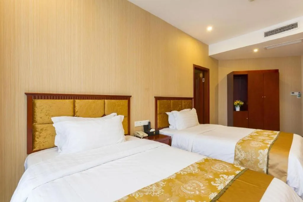 Bed in Junlai Hotel Pudong Airport Shanghai