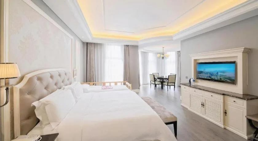 Yin Run Jin Jiang Castle Hotel