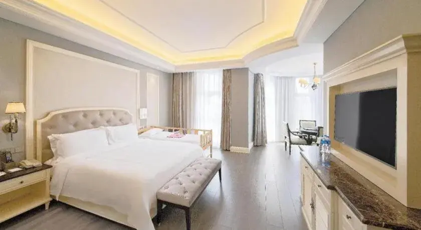 Bed in Yin Run Jin Jiang Castle Hotel Bed in Yin Run Jin Jiang Castle Hotel