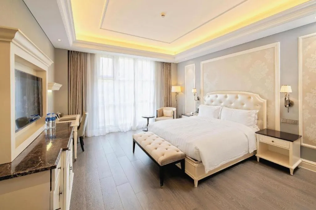 Bed in Yin Run Jin Jiang Castle Hotel