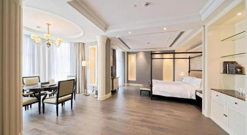 Yin Run Jin Jiang Castle Hotel