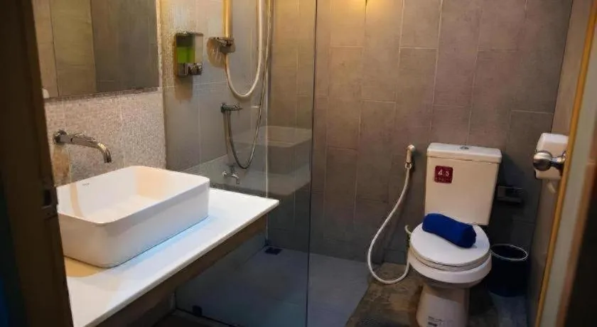 Journey Hostel Surat