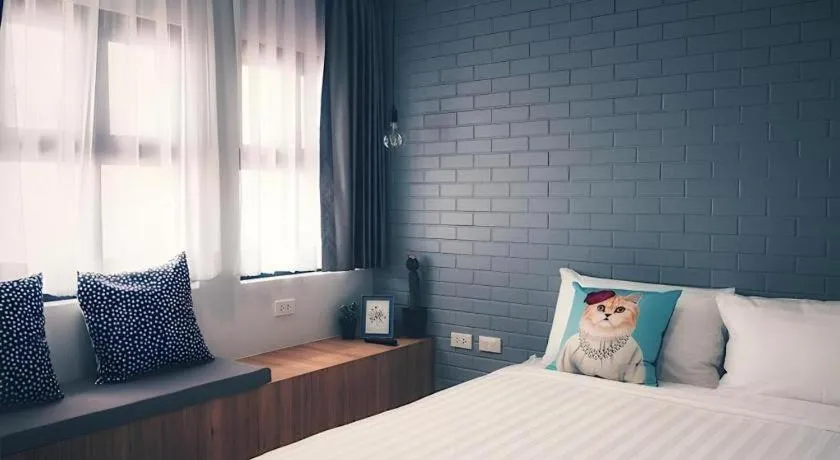 Bed in Journey Hostel Surat