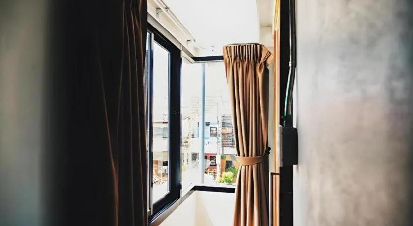 Journey Hostel Surat