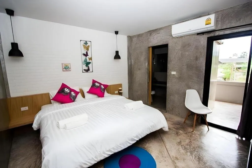 Bed in Journey Hostel Surat