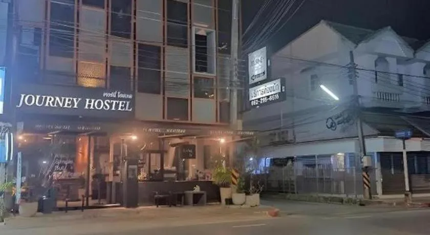 Journey Hostel Surat