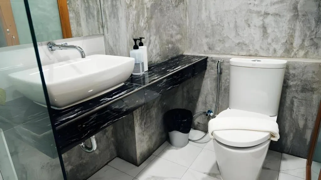 Journey Hostel Surat