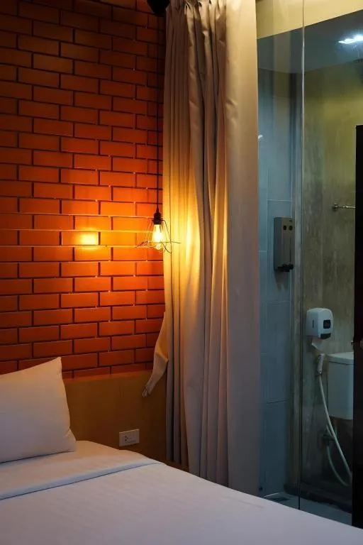 Bed in Journey Hostel Surat