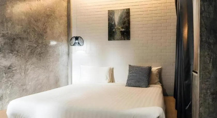 Bed in Journey Hostel Surat