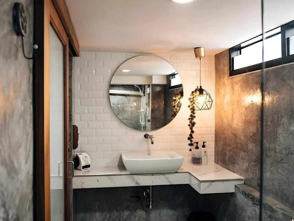 Journey Hostel Surat