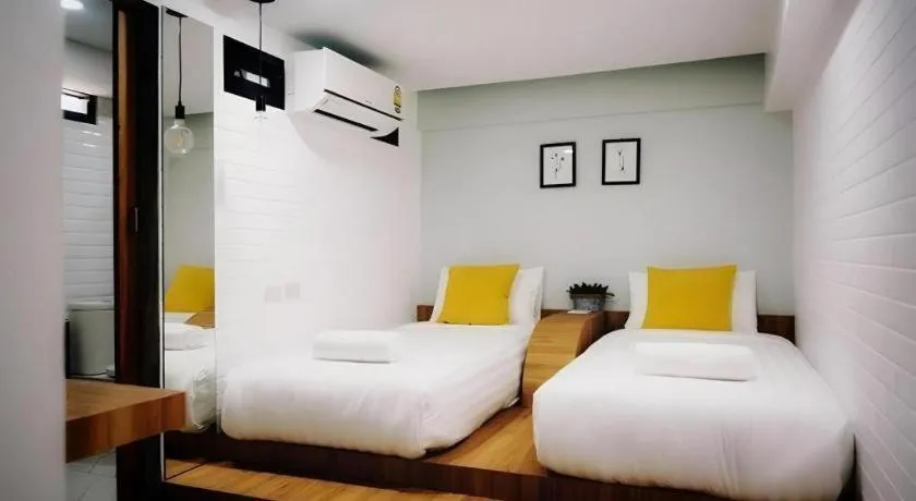 Bed in Journey Hostel Surat